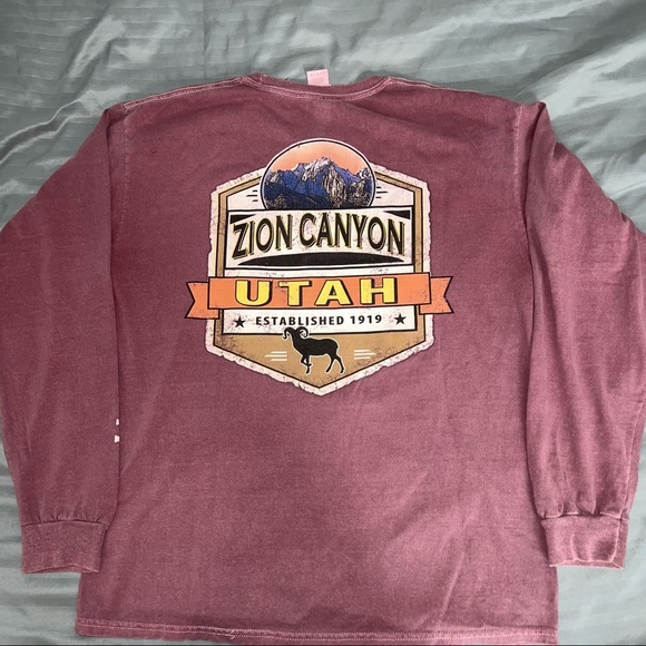 Vintage Zion Canyon Gildan Long-Sleeve T-Shirt Maroon Size Large - Picture 5 of 8